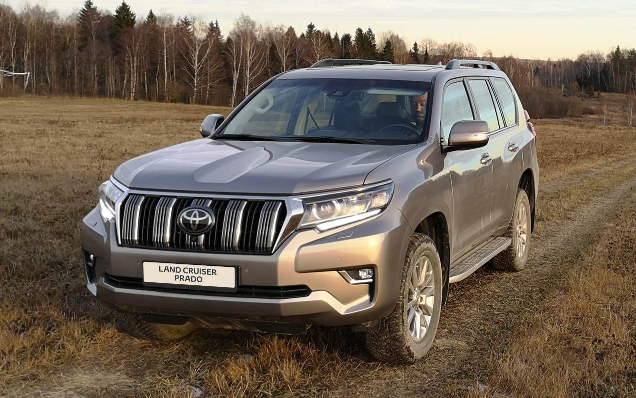 Самым желанным автомобилем в России стал Toyota Land Cruiser