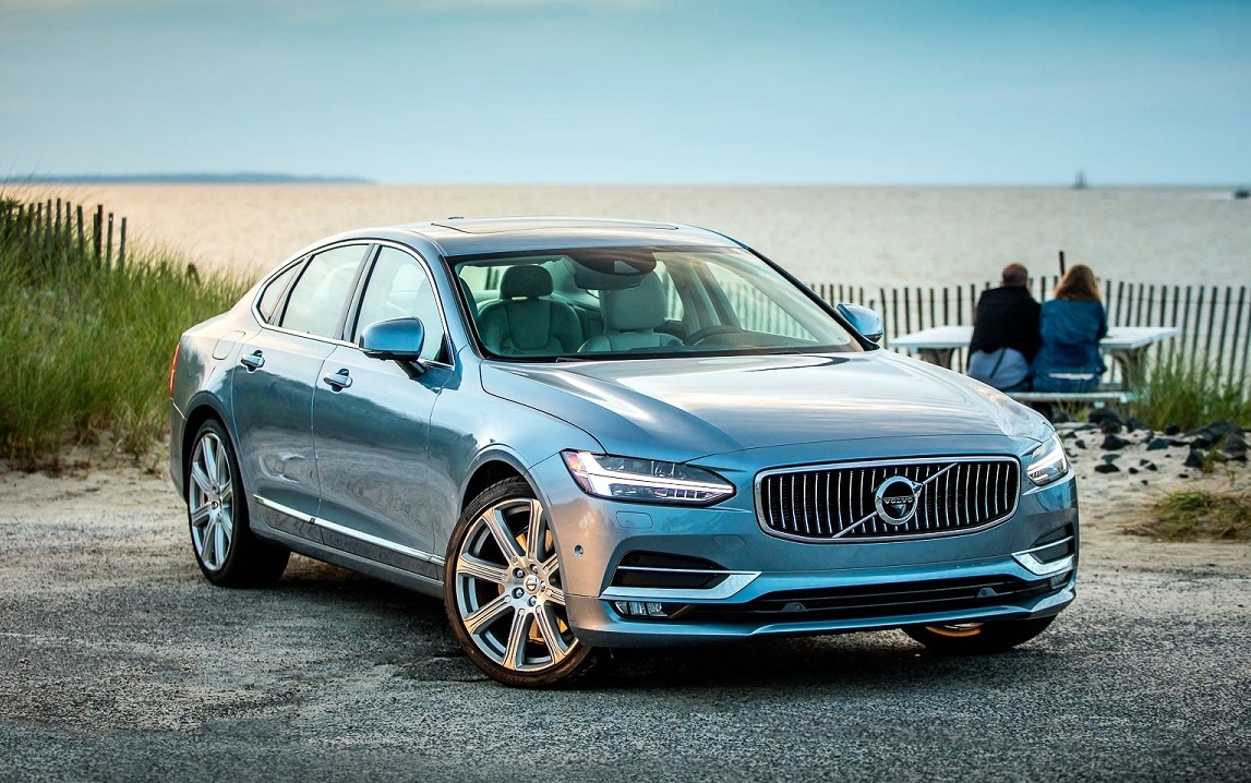 Седан Volvo S90 стал доступен по подписке Volvo Car Drive