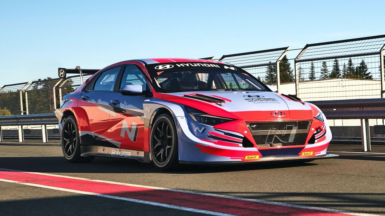 В Hyundai Motorsport сделали гоночный седан Elantra N TCR