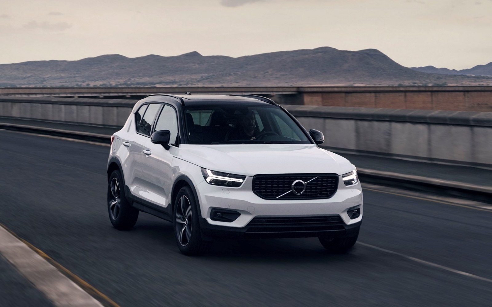 Volvo представила автомобили 2021 модельного года