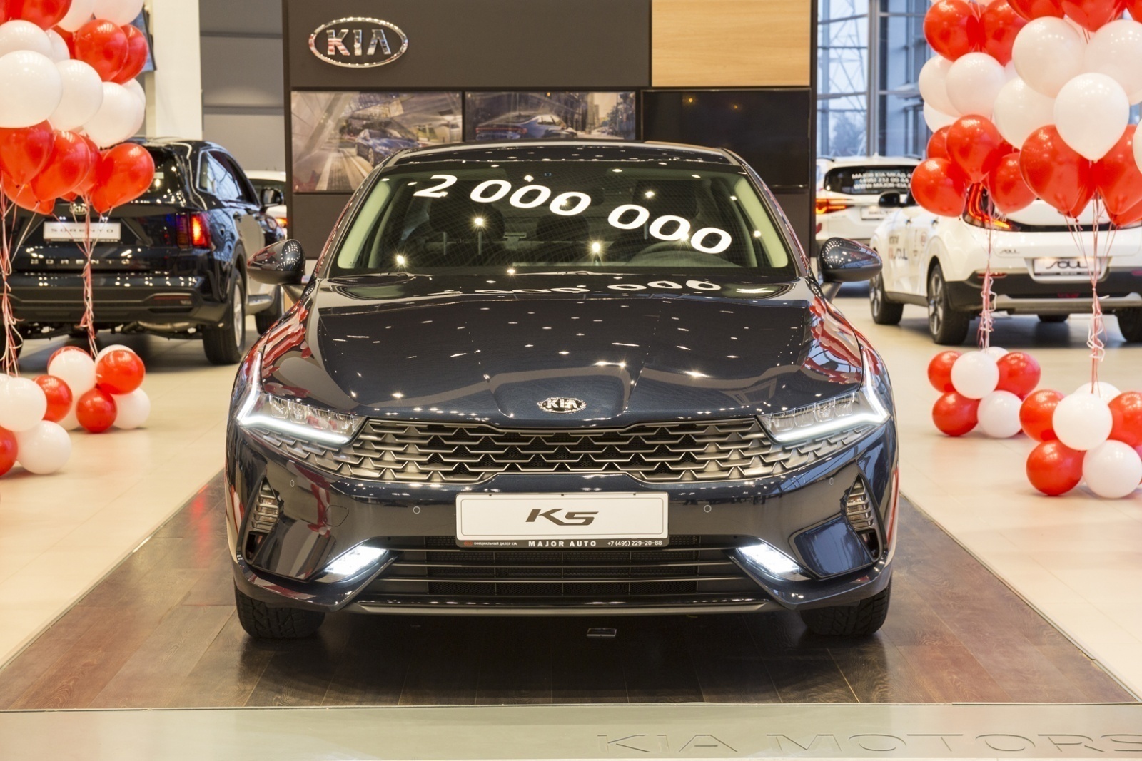 В России продано 2 миллиона автомобилей Kia