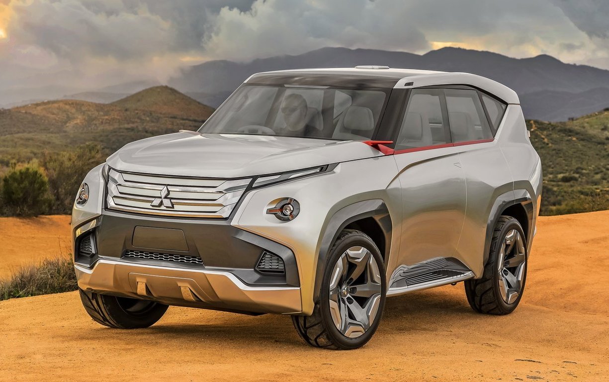 Новый Mitsubishi Pajero - минус рама, плюс гибрид