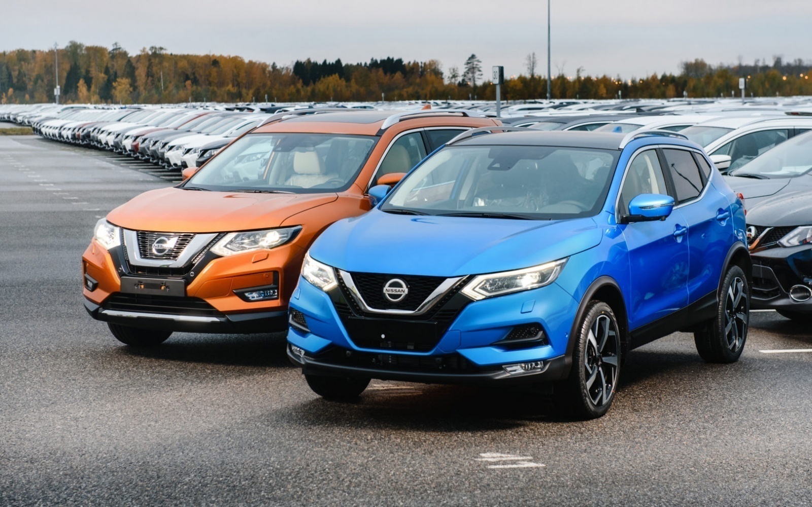 В России поступили в продажу Nissan Qashqai и X-Trail с автопилотом ProPILOT