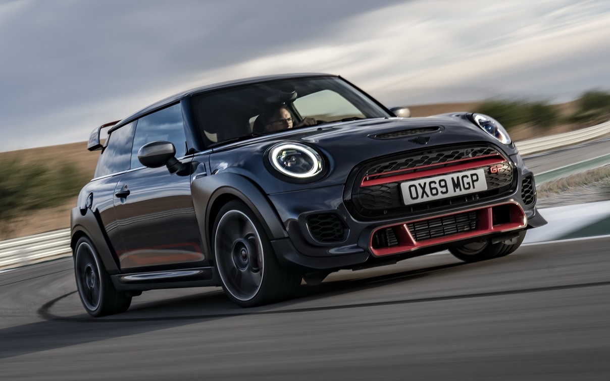 В России за сутки раскупили все MINI John Cooper Works GP