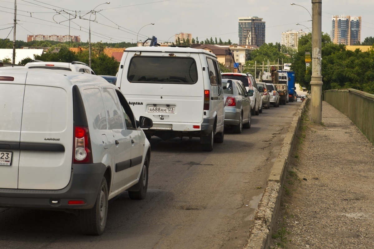 Автомобили белого цвета стали самыми популярными в мире в 2021 году