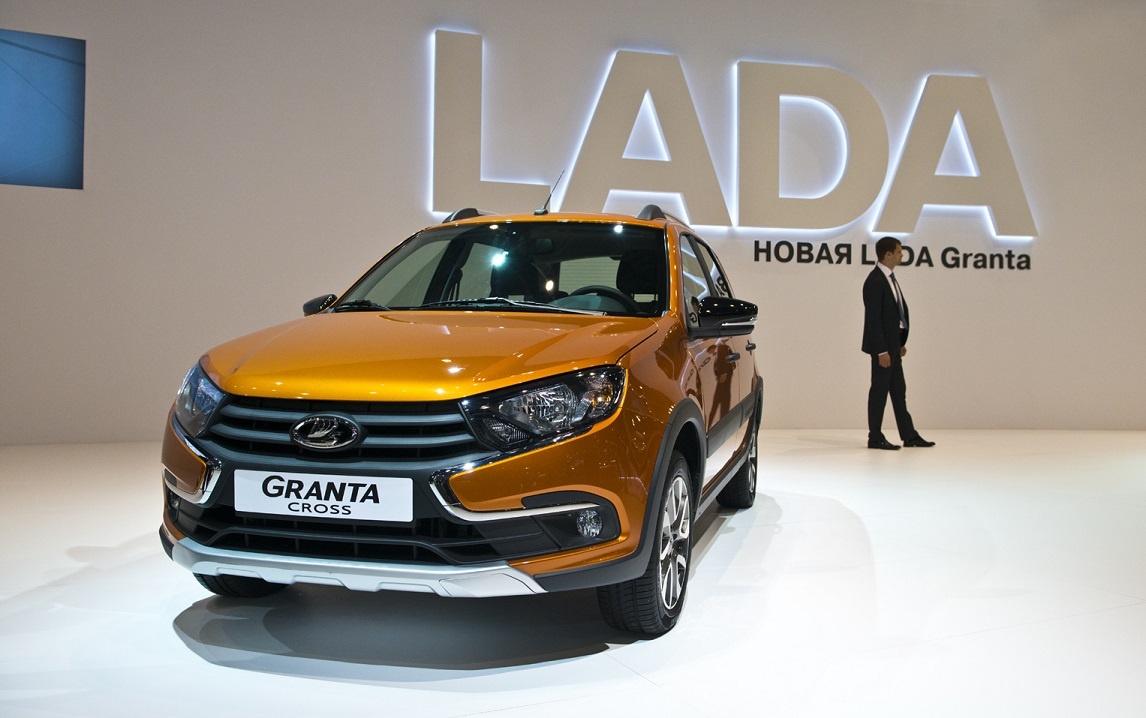 Lada Granta стала лидером российского авторынка в ноябре