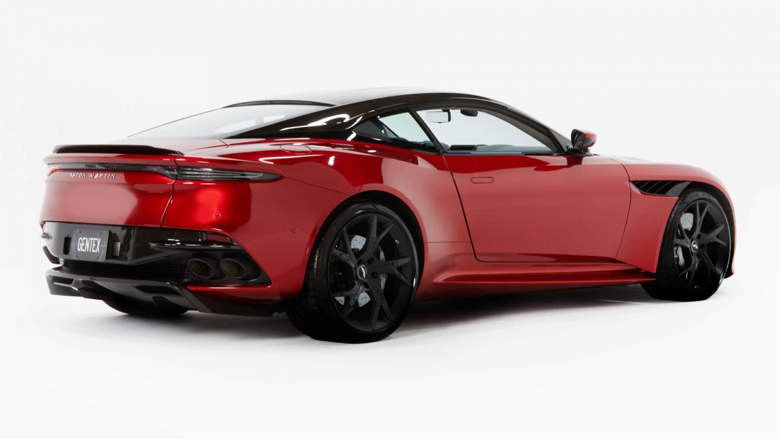 Aston Martin DBS gt Zagato 2020