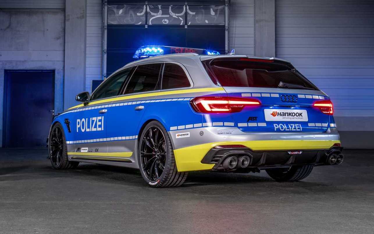 450-сильный универсал Audi RS4 Avant превратили в полицейский автомобиль