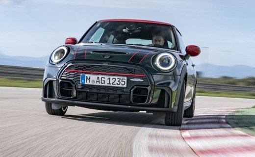 Первые поставки MINI John Cooper Works намечены на май 2021 года по цене 2 750 000 рублей