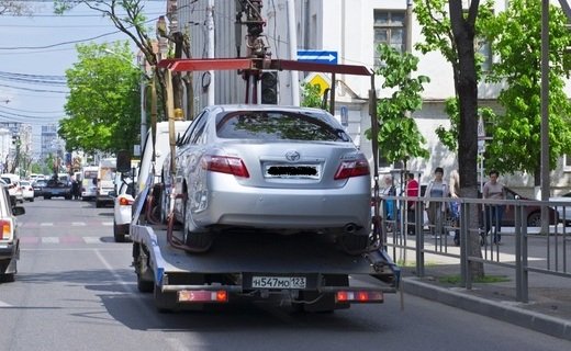 В Краснодаре с начала 2026 года за нарушение правил парковки и стоянки наказали 9 345 водителей