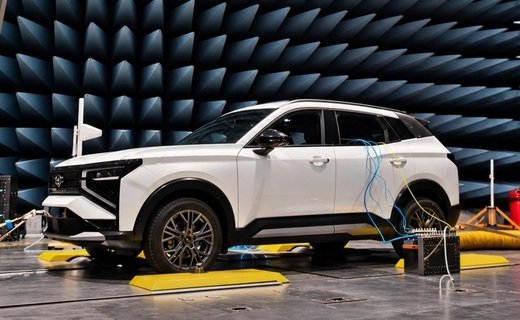 Проверка LADA Azimut на защиту от электромагнитных помех