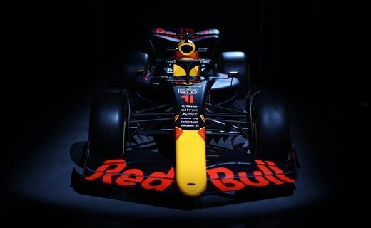 В 2022 году за Red Bull на болиде RB18 будут гонять Макс Ферстаппен и Серхио Перес