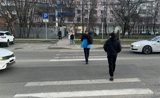 Дорожная авария, в результате которой пострадал несовершеннолетний пешеход, произошла в Краснодаре 12 марта