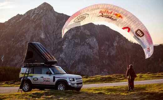 Land Rover поддержит одну из самых экстремальных в мире приключенческих гонок - Red Bull X-Alps и предоставит внедорожники Defender 110.