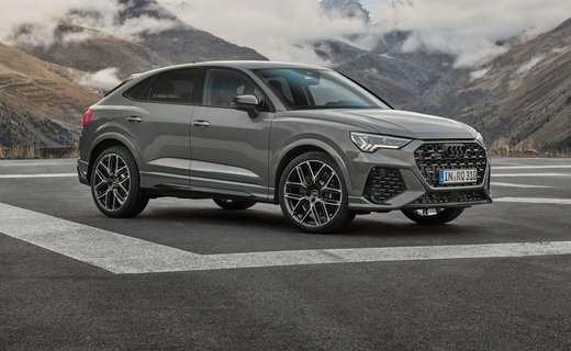 Компания Audi выпустила специальную версию "заряженного" кроссовера RS Q3, посвящённую 10-летию модели