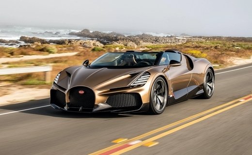 Вот такие Bugatti Mistral, но только копии, начали делать в Краснодаре