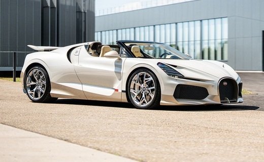 Компания Bugatti завершила производство родстера Mistral - последним стал духцветных гиперкар Bugatti Mistral Blanc Eternel