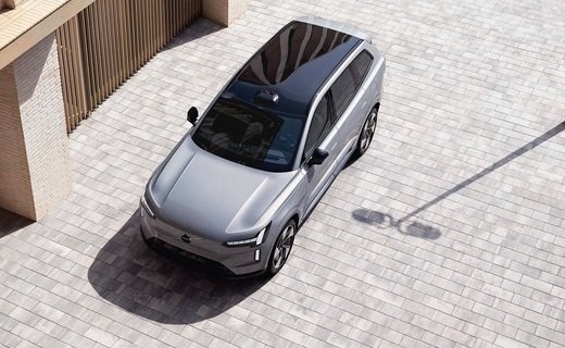 Электрокроссовер Volvo EX90 обновился и переехал на новую 800-вольтовую архитектуру