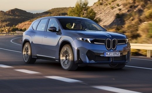 Компания BMW представила новое поколение электрического кроссовера iX3 - первую модель марки на платформе Neue Klasse