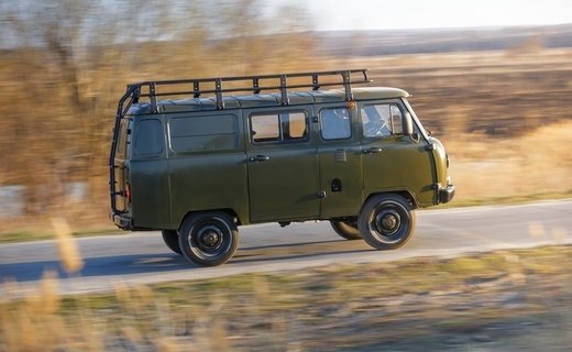 Ульяновский автомобильный завод поставит компании «Ягоды Карелии» 100 внедорожных микроавтобусов УАЗ 220695-550-04 (СГР)