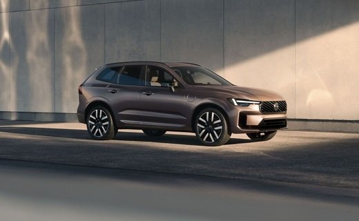 Volvo Cars представляет гибридные версии XC60 и XC90 с увеличенным запасом хода
