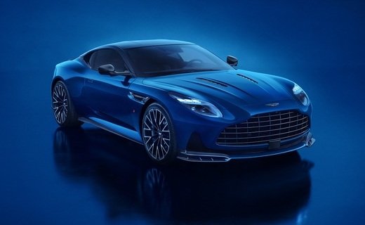 Компания Aston Martin представила "старшую" версию купе DB12 - 700-сильный вариант DB12 S