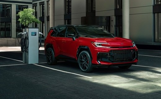 Компания Toyota представила кроссовер RAV4 нового, шестого поколения