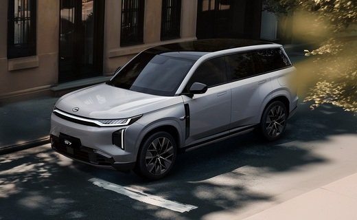 Компания GAC показала дизайн нового премиального гибридного кроссовера S7