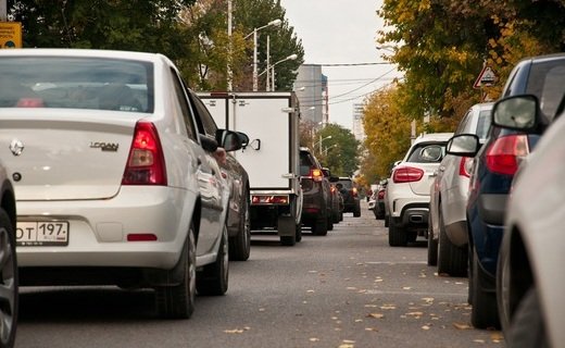 Жителей Краснодара призвали заправляться только необходимым количеством бензина и отказаться от несрочных поездок