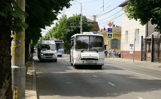 В период с 5 по 8 мая на участке от ул. Московской до ул. Российской будут укладывать новый асфальт