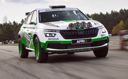 Раллийный автомобиль Skoda Afriq студенты чешской марки создали на основе кроссовера Skoda Kamiq