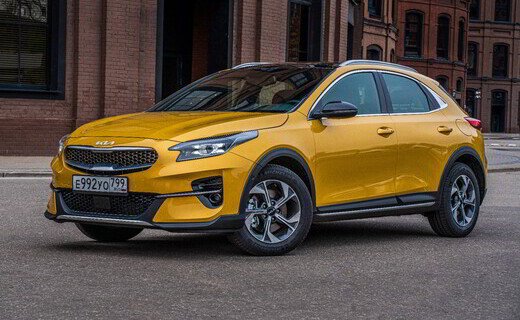 Стоимость обновлённого купе-кроссовера Kia XCeed - от 1 874 900 рублей