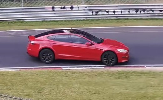 Tesla Model S Plaid побила рекорд Porsche Taycan на Нюрбургринге, причём сразу на 12 секунд