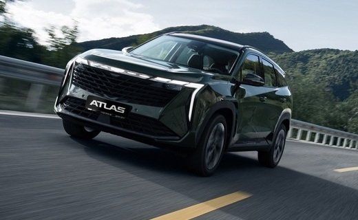 Компания Geely представила в России кроссовер Geely Atlas нового поколения, оснащённый системой полного привода