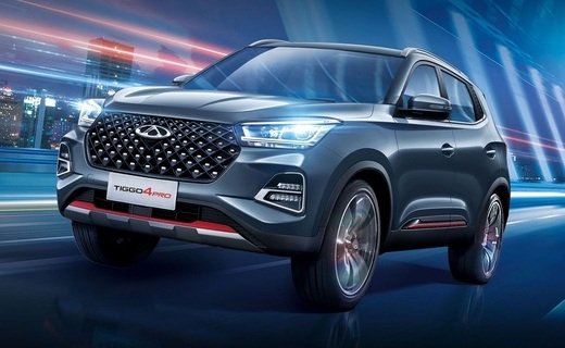 Chery Tiggo 4 Pro предлагается в пяти комплектациях, самая доступная из которых обойдётся в 2 049 900 рублей