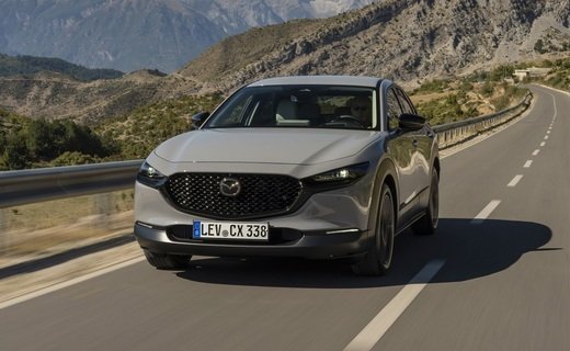 Mazda CX-30 2027: больше версий, новое оснащение и свежие цвета