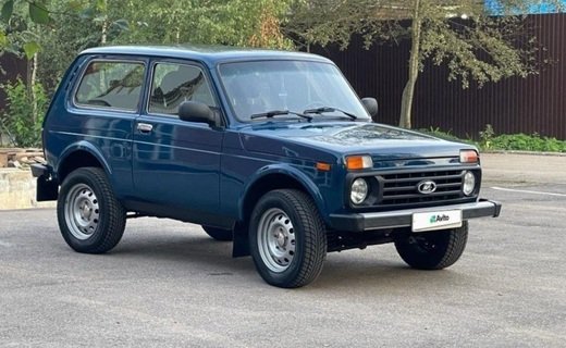 Внедорожник Lada Niva 2014 года, якобы принадлежавший основателю ЛДПР Владимиру Жириновскому, выставили на продажу в Москве