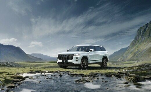 Данный кроссовер – достойный наследник концепции классических внедорожников, дополненный современными эстетическими элементами дизайна