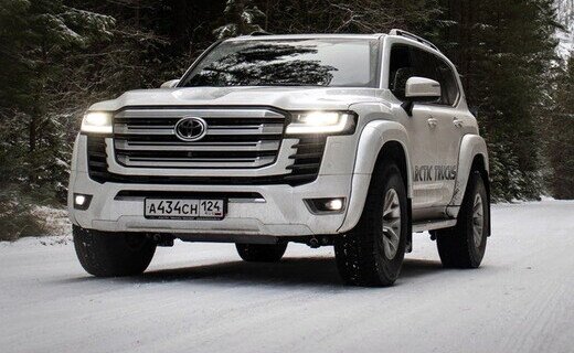 Экстремальный Toyota Land Cruiser 300 от Arctic Trucks можно приобрести в России, а также и на других рынках