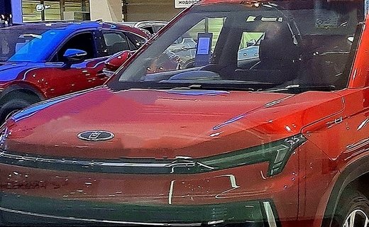 У дилера появился "Москвич 5", который ещё не выпускают