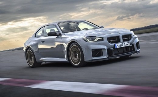 Компания BMW раскрыла информацию о самой "хардкорной" версии купе M2 - M2 CS