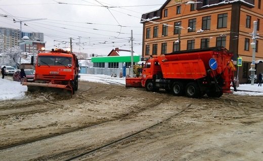 Режим повышенной готовности из-за непрекращающегося снегопада действует в настоящее время в 34 городах и районах Кубани