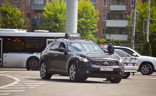 В России могут разрешить тонировать передние стекла автомобилей