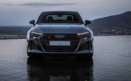 Компания Audi провела небольшое обновление седанов и хэтчбеков A3