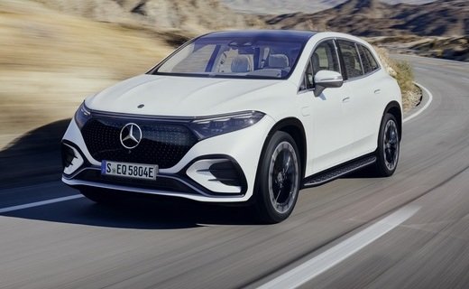 Технически Mercedes-Benz EQS SUV унифицирован с EQS - тот же роскошный седан, только в виде кроссовера