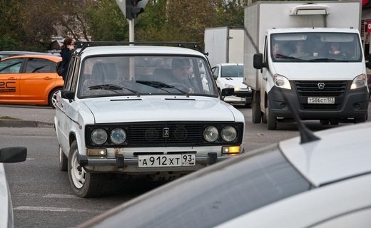 Запрет на использование старых авто, в первую очередь, может коснуться общественного транспорта и старых грузовиков