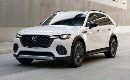 Компания Mazda представила свой новый кроссовер. Это модель CX-70, которая является "младшим братом" флагманского CX-90