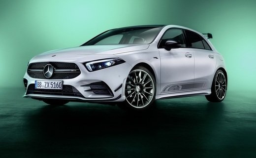 Компания Mercedes продолжает праздновать 55-летие AMG, в связи с чем на рынок продолжают выходить спецверсии Edition 55