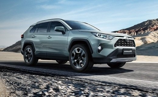 Кроссоверы Toyota RAV4 будут привозить в РФ из Китая