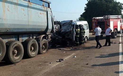 Смертельное ДТП, в котором погибли три человека, произошло на автодороге "Темрюк - Краснодар - Кропоткин" утром 5 августа